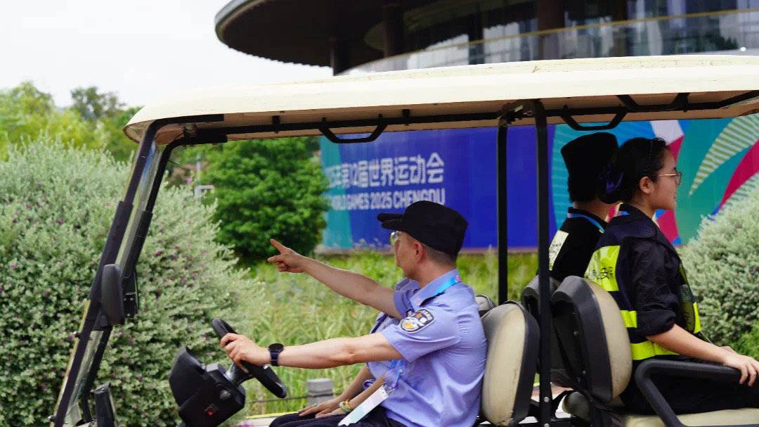 大型活动安, 开阔, 部署会